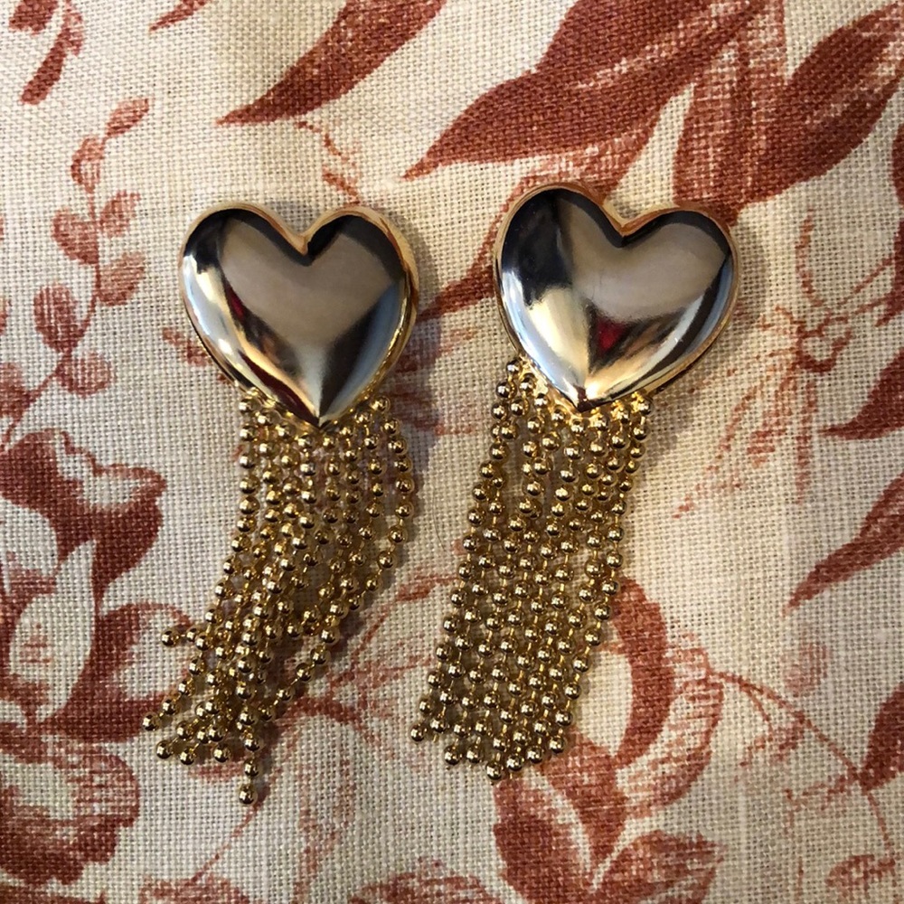vintage Heart gold clip on earring large costume